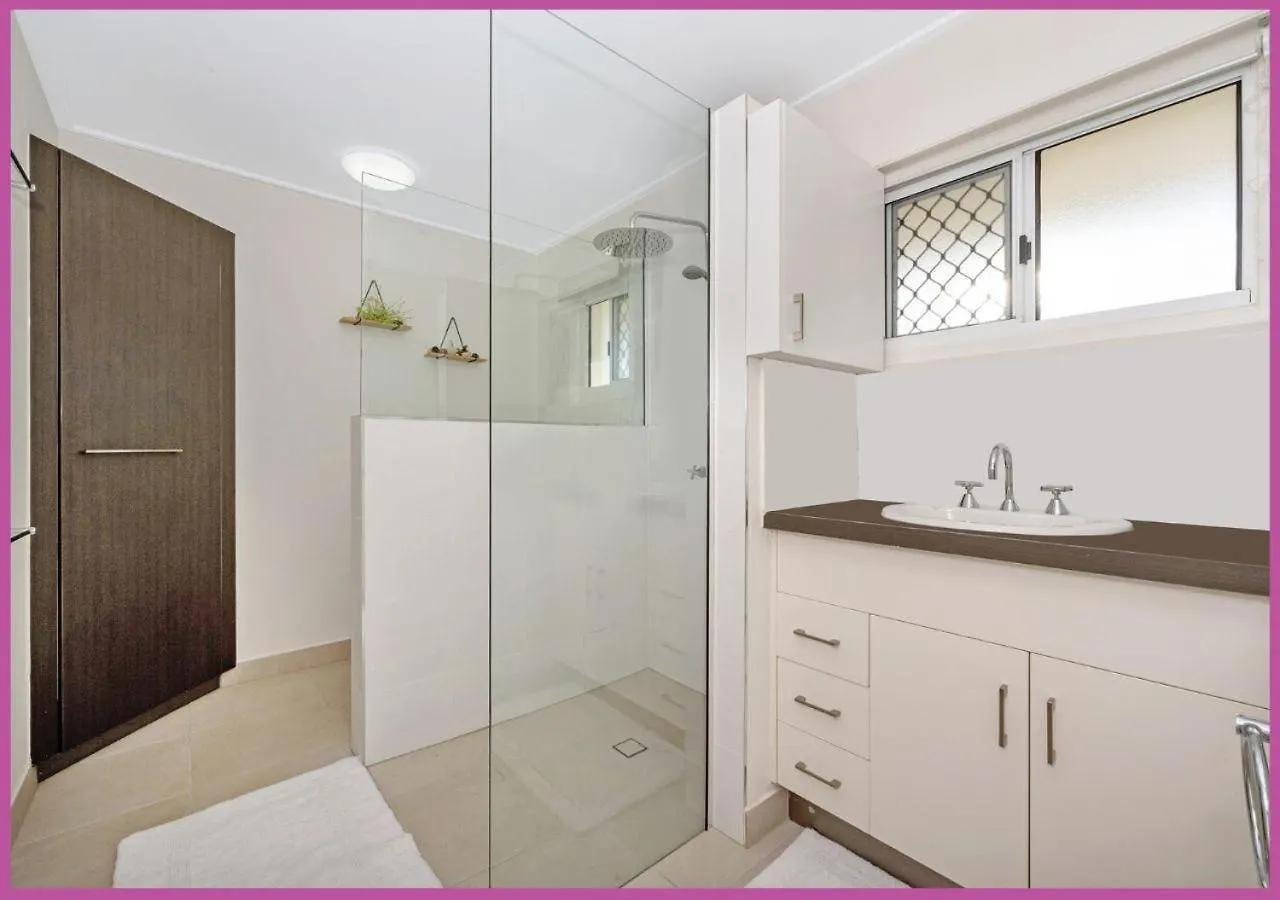 Apartment Meander To The Strand On Mckinley Townsville Australia