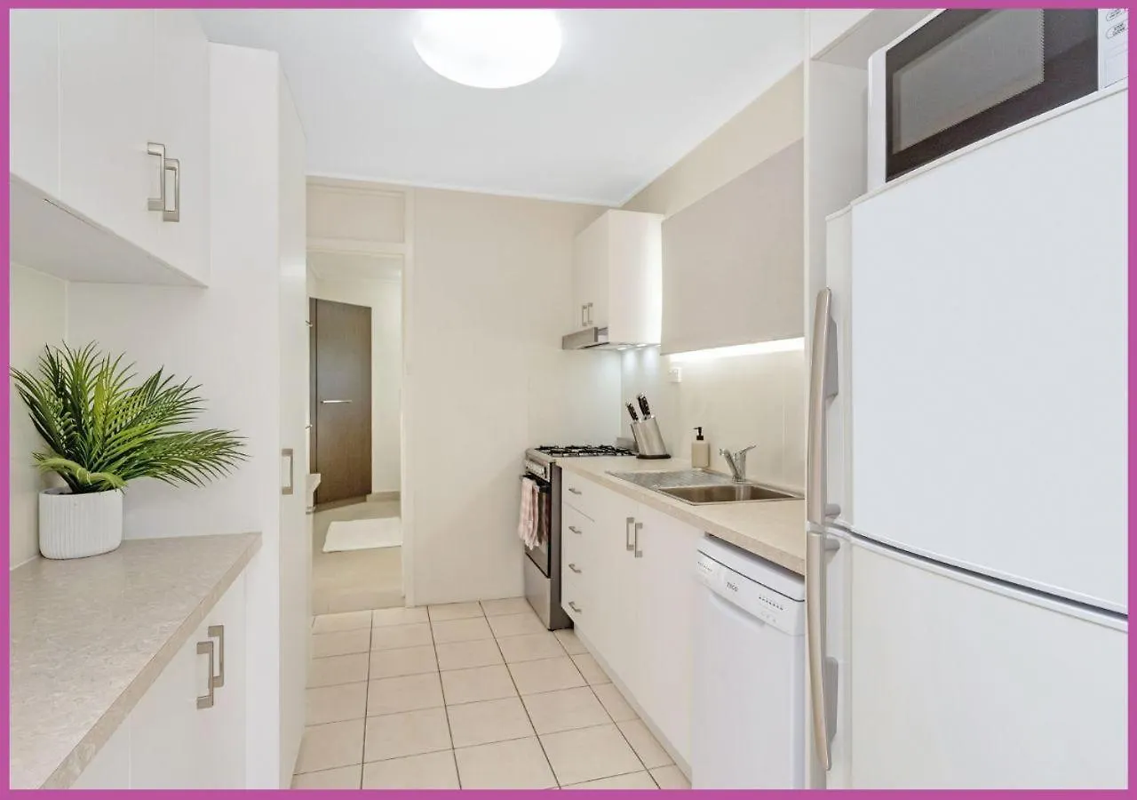 Apartment Meander To The Strand On Mckinley Townsville